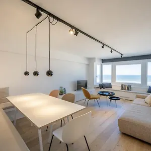 Dedijk By Bloss , Ostende Belgique