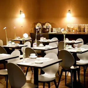 **** Hotel New Charlemagne Belgio